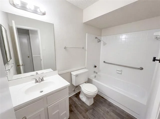 Photo of 606 Via Corona