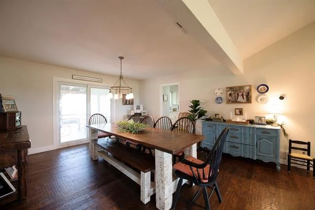 Photo of 6612 Eastview Drive