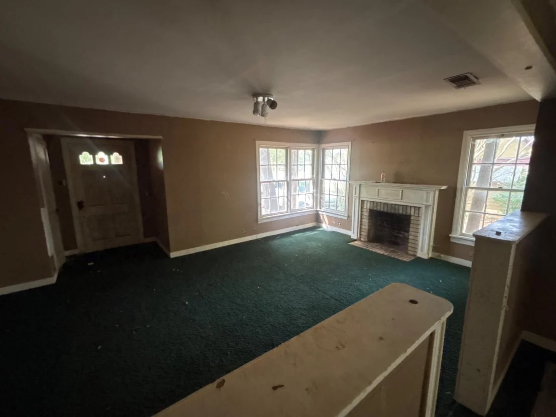 Photo of 212 Sunset Avenue