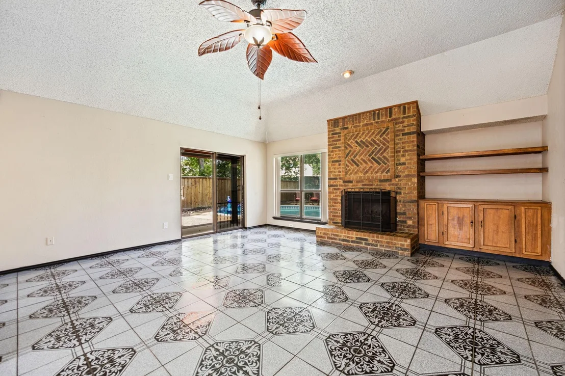 Photo of 2409 Doral