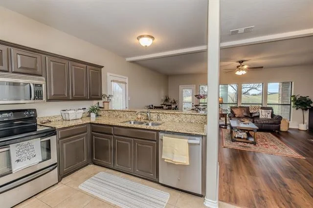 Photo of 1101 Eagle Point Circle