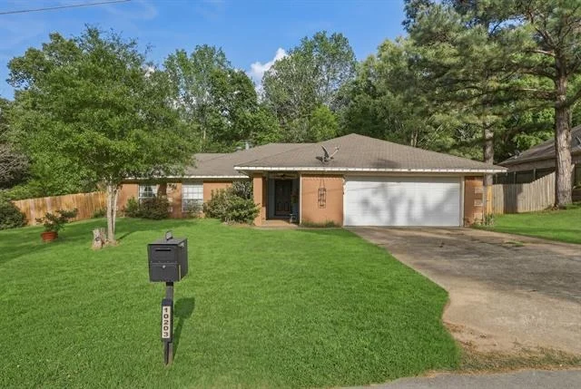 Photo of 10203 Crestview Drive
