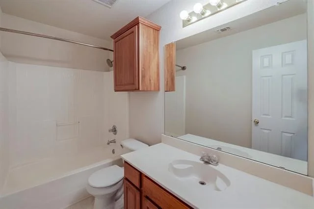 Photo of 1713 Windcastle Drive