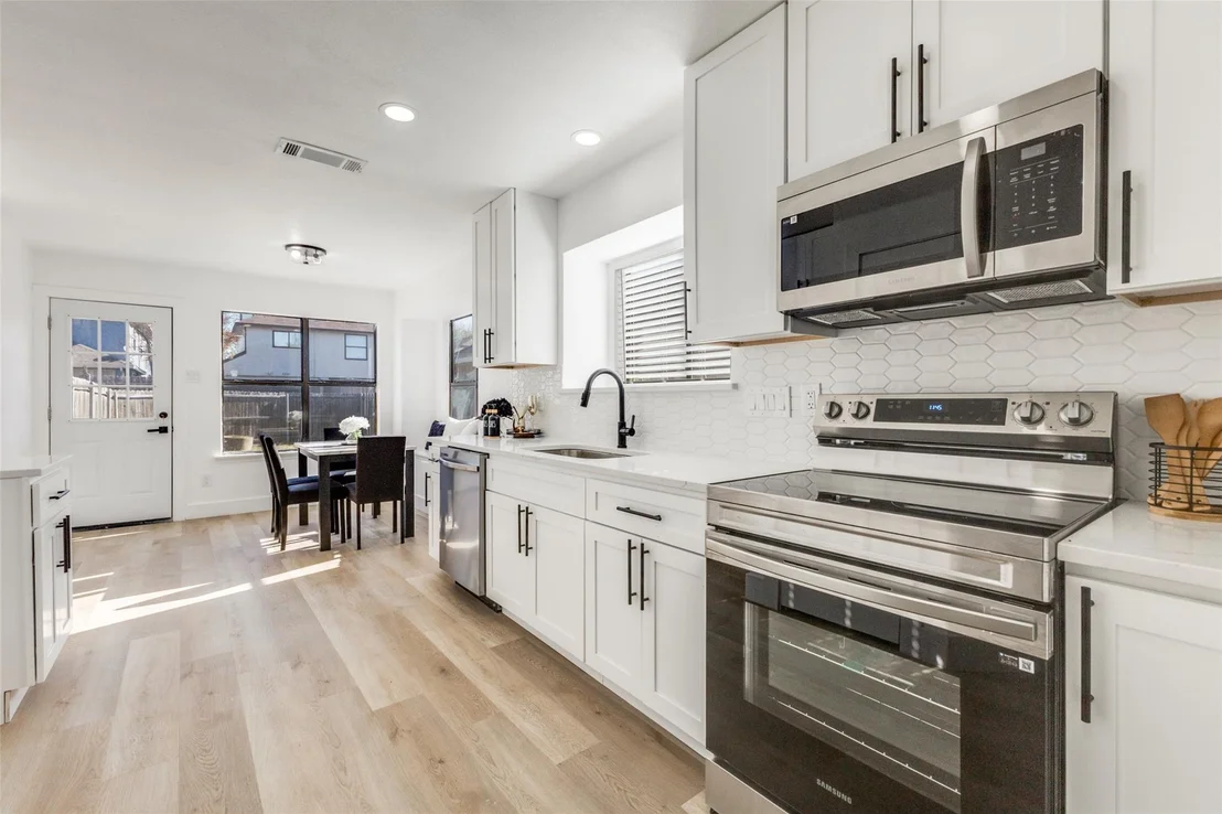 Photo of 1719 Doubletree Place