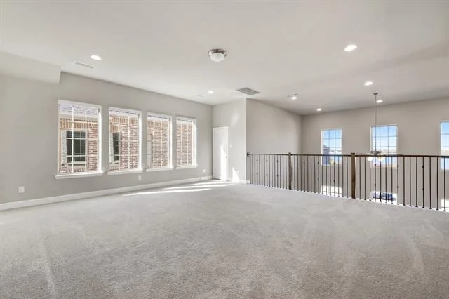 Photo of 8533 Western