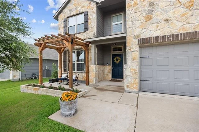 Photo of 3221 Samson Drive