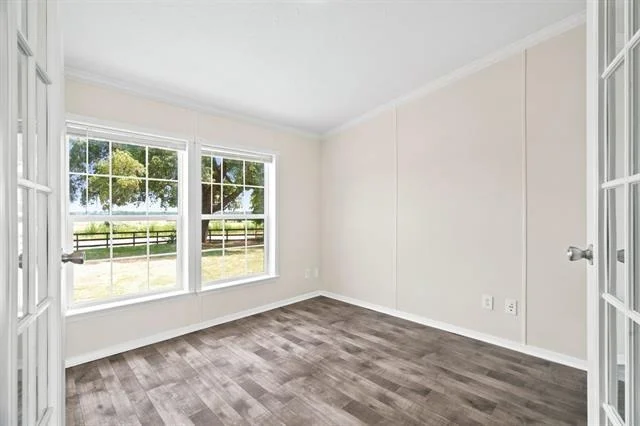Photo of 1040 Earp Road