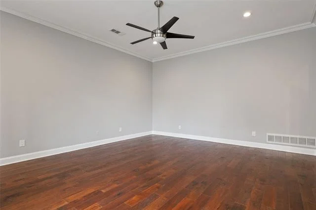Photo of 4807 Holly Tree Drive