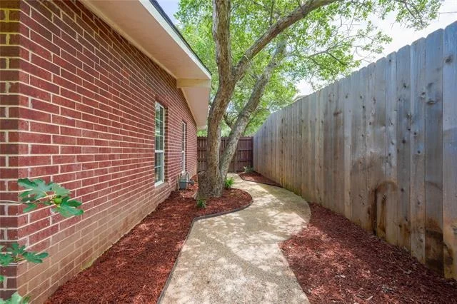 Photo of 2708 Cedar Point Drive