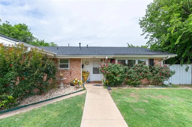 Photo of 634 Lillius Street