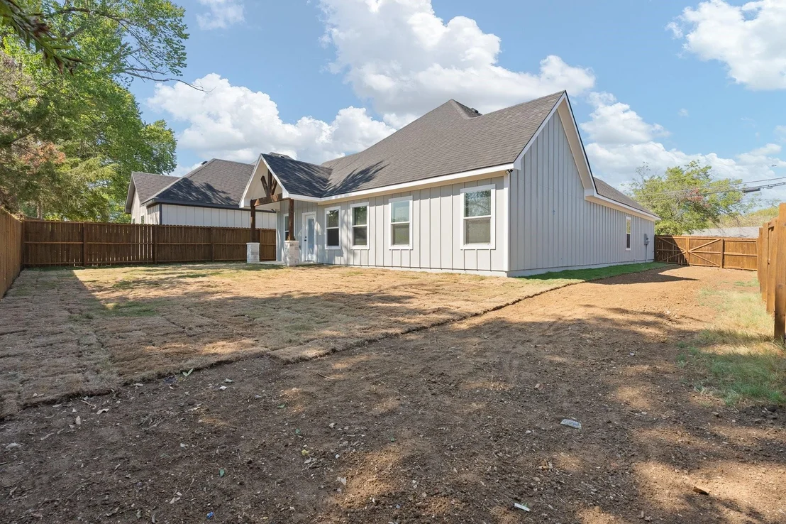 Photo of 809 Tierney Road