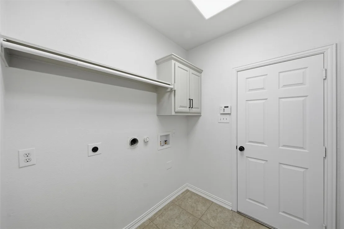 Photo of 9112 Leafy Glade Road