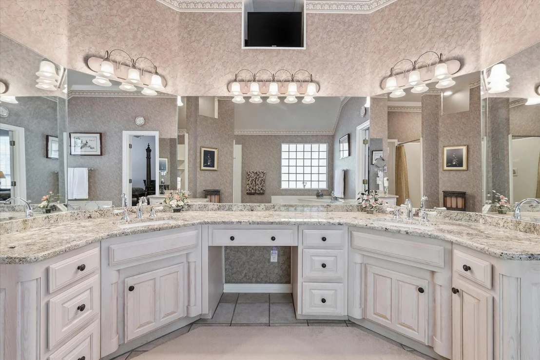 Photo of 144 Saddle Brook Drive