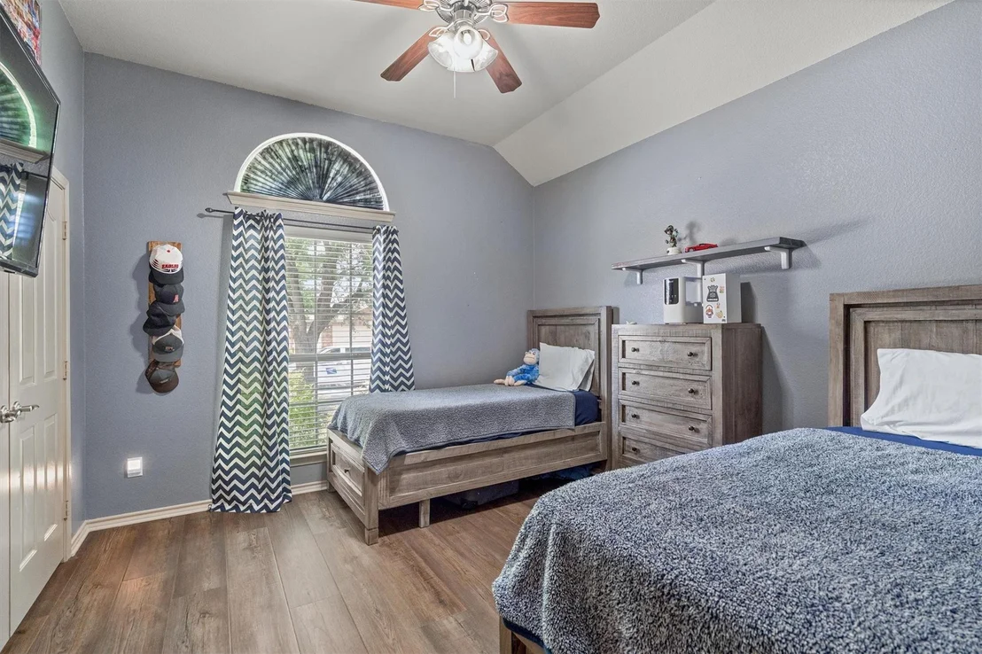 Photo of 3305 Hornbeam Street