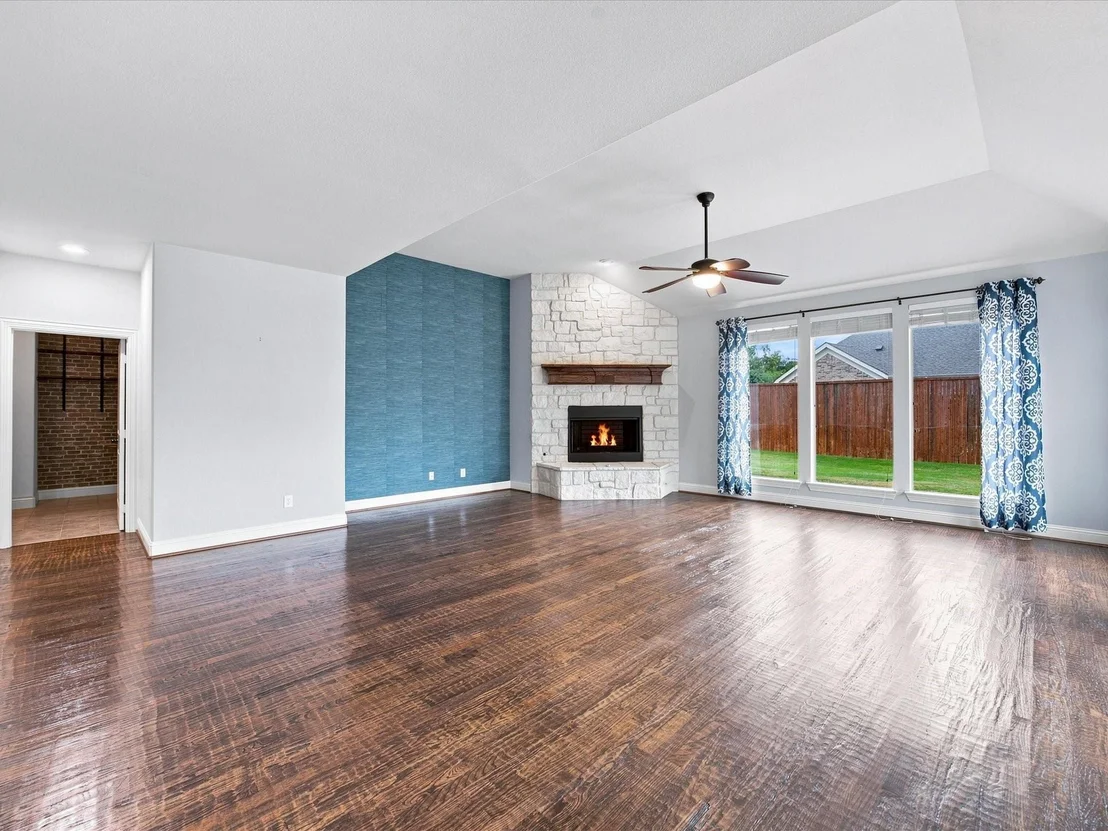 Photo of 412 Oriole Drive