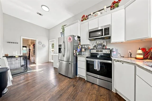 Photo of 303 N Douglas Avenue