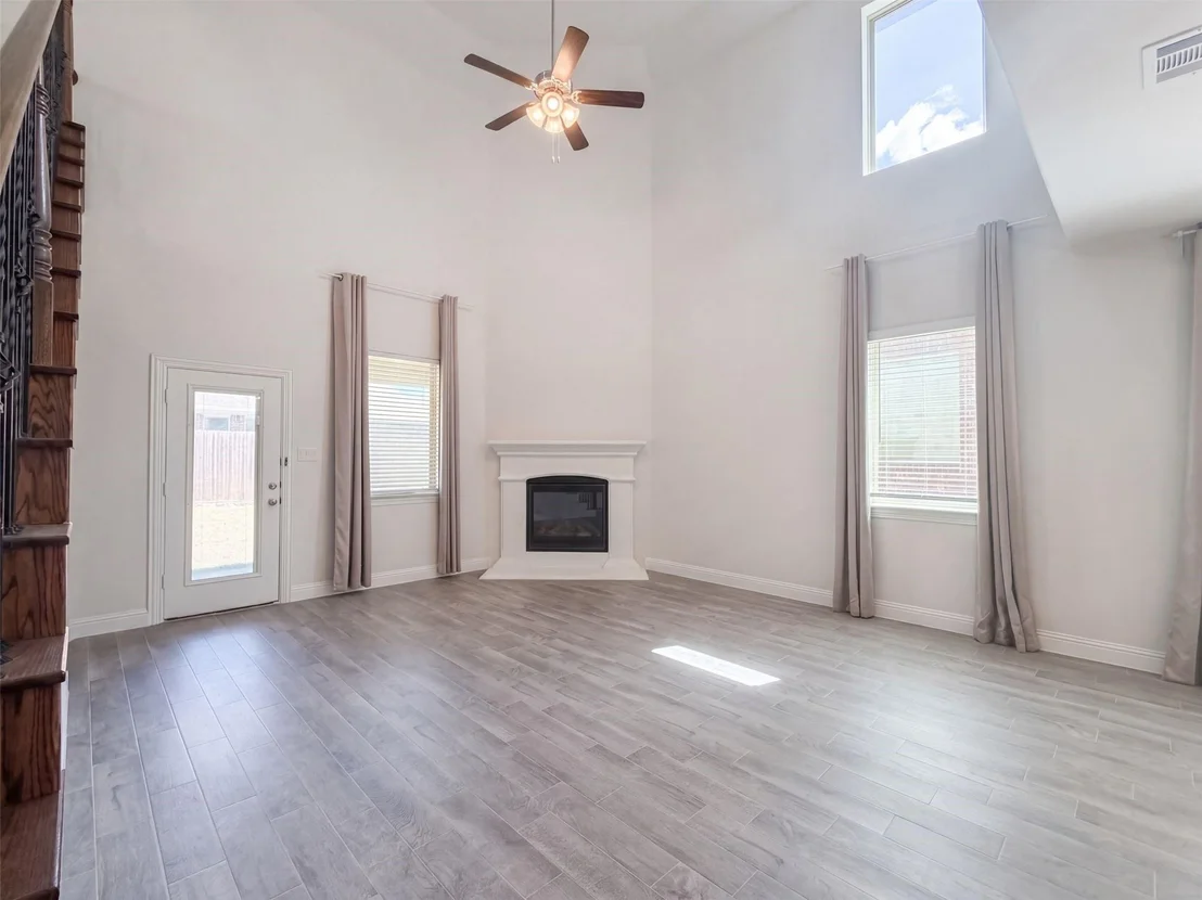 Photo of 2929 Log Cabin Drive