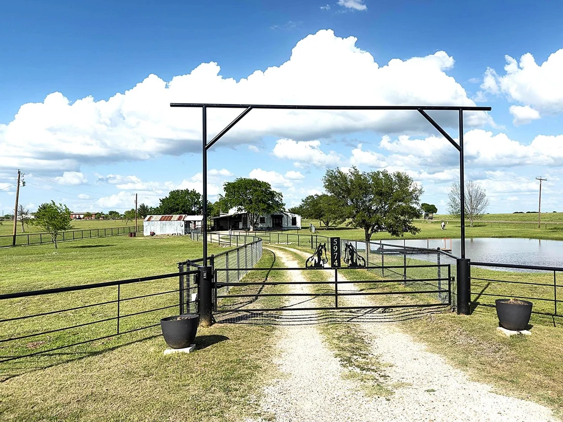 Photo of 5974 County Road 4100