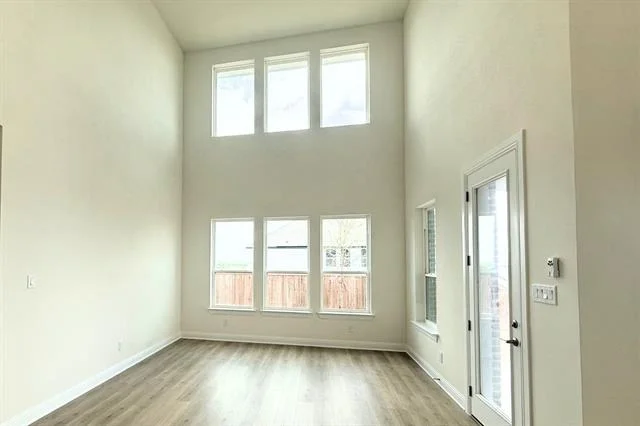 Photo of 817 Headwaters Drive