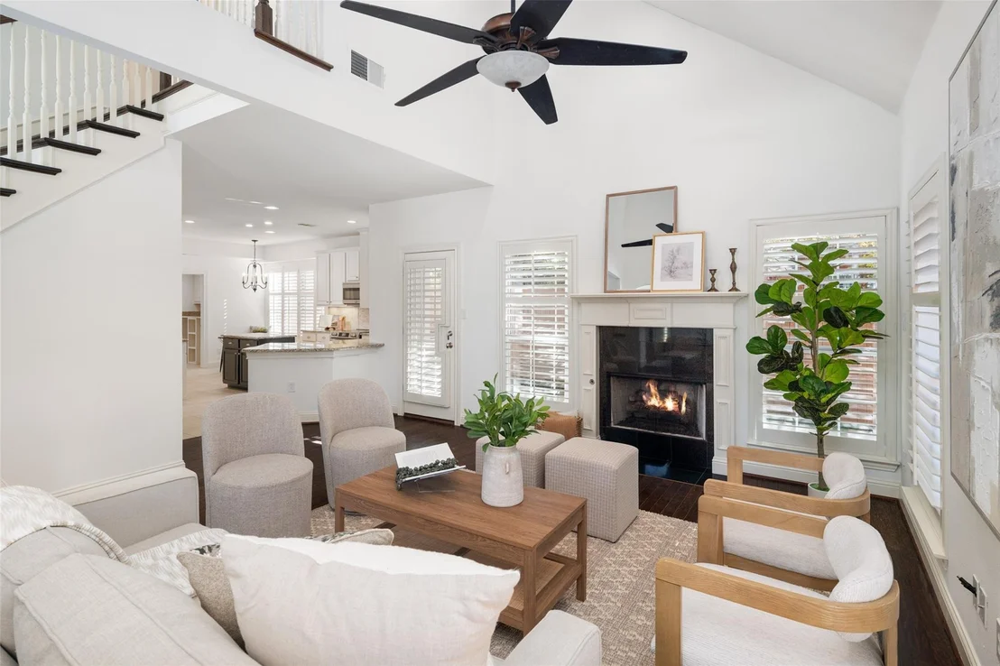 Photo of 8915 White Pine Lane