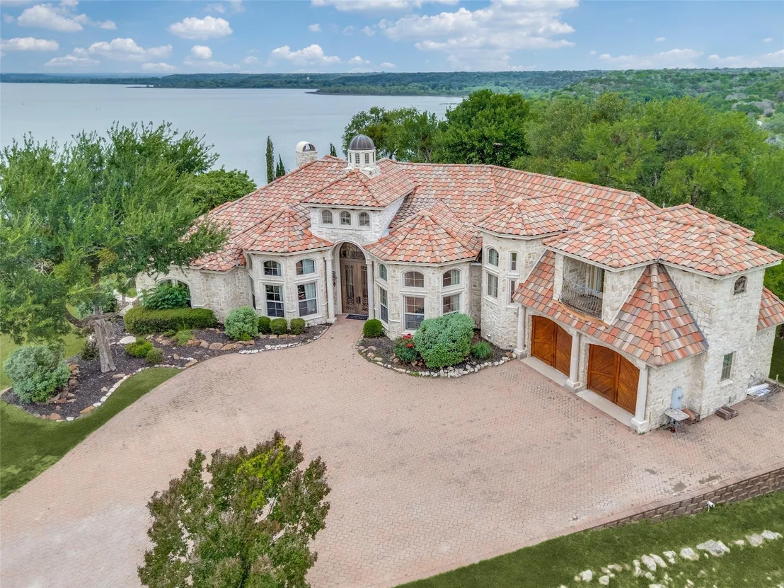 Photo of 1237 Overlook Court