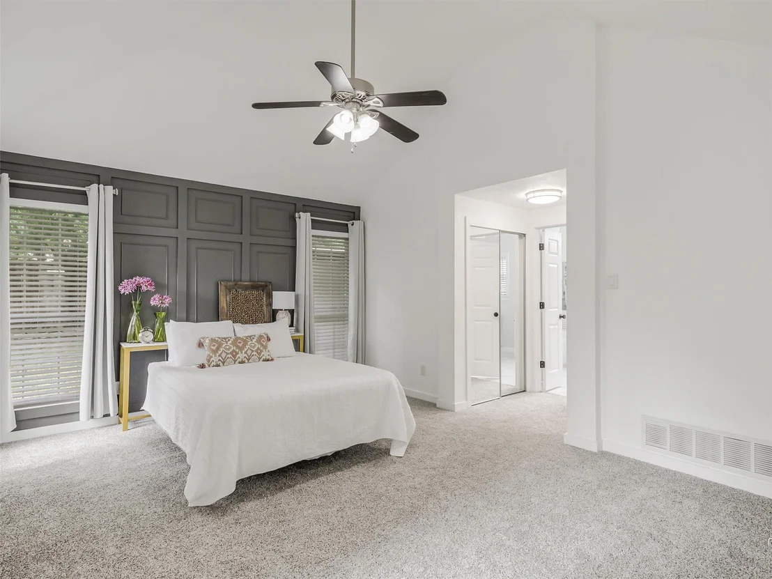 Photo of 600 Pheasant Knoll