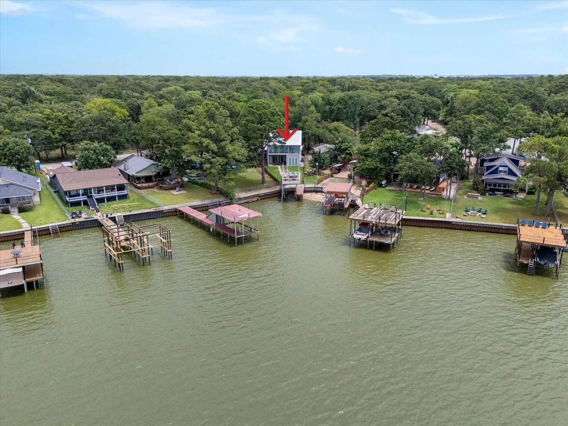 Photo of 130 Harbor Drive