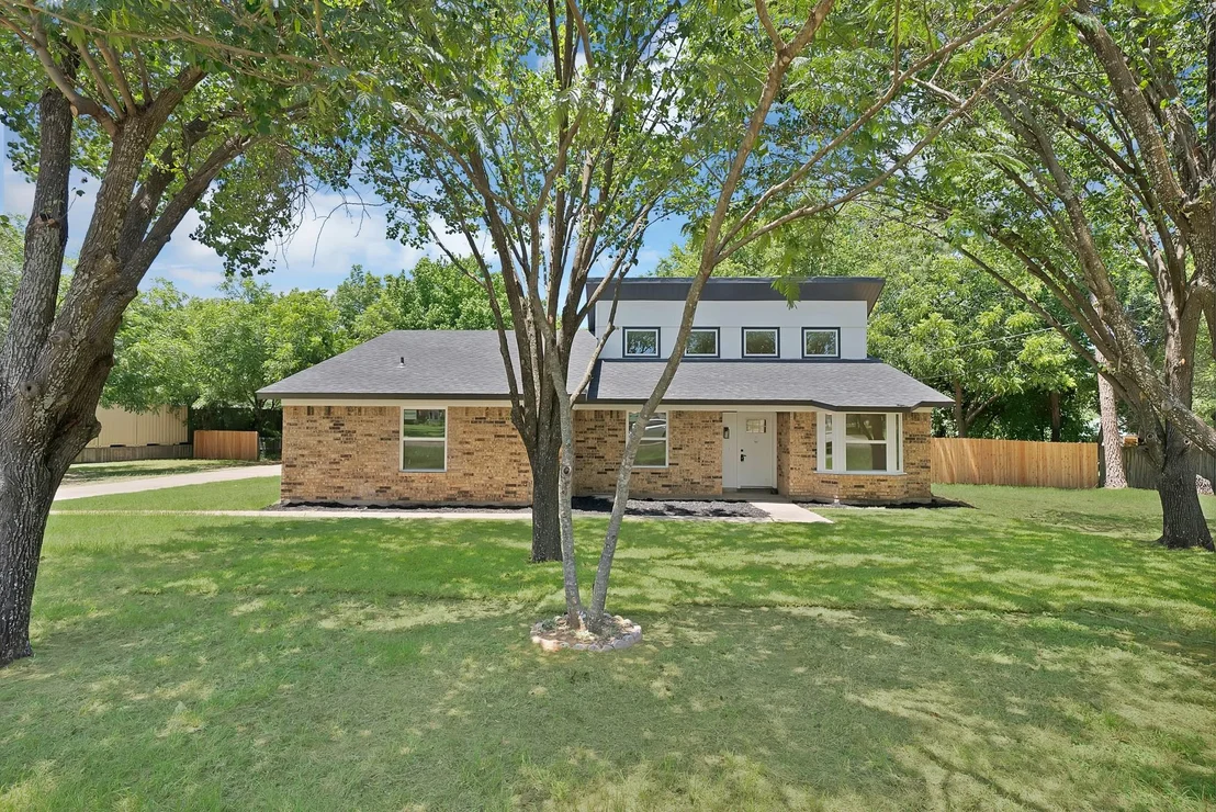 Photo of 105 Oak Lane