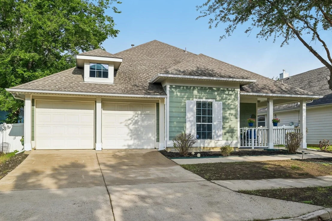 Photo of 1321 Stone Mountain Parkway