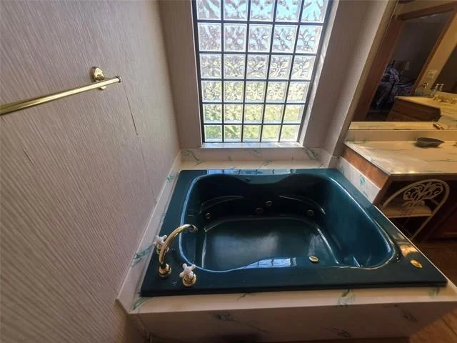 Photo of 1404 Roanoake Drive