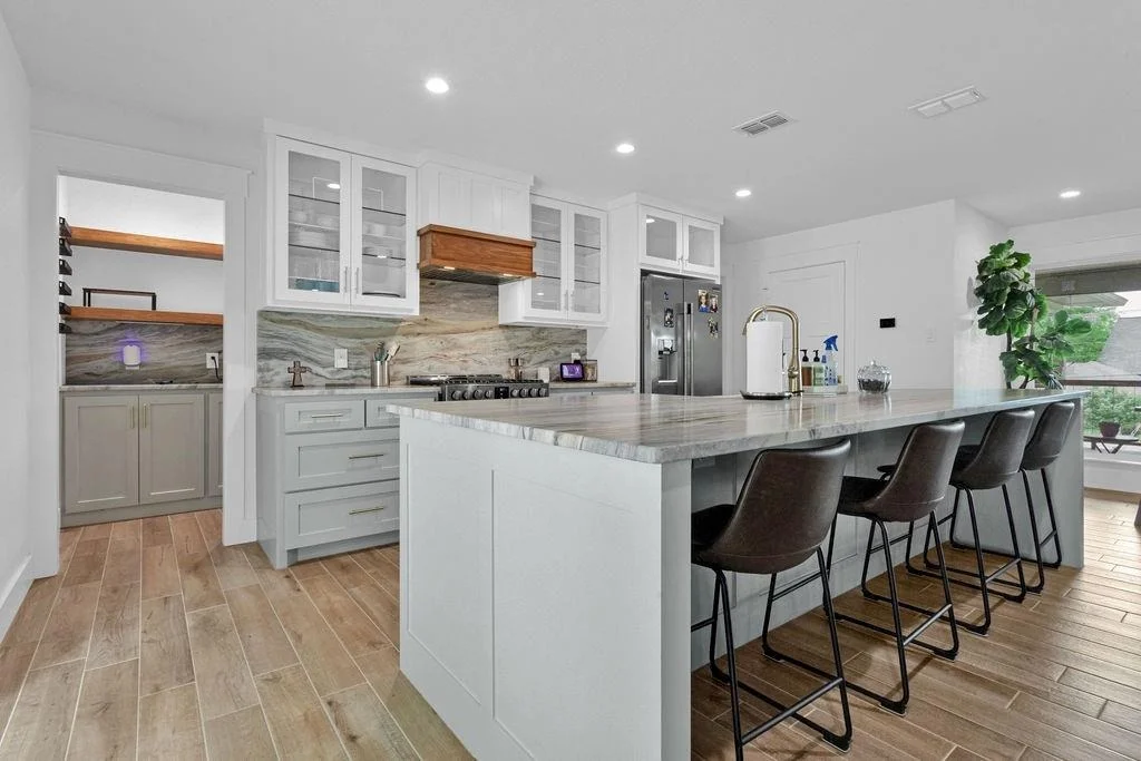 Photo of 255 Hideaway  Lane Central