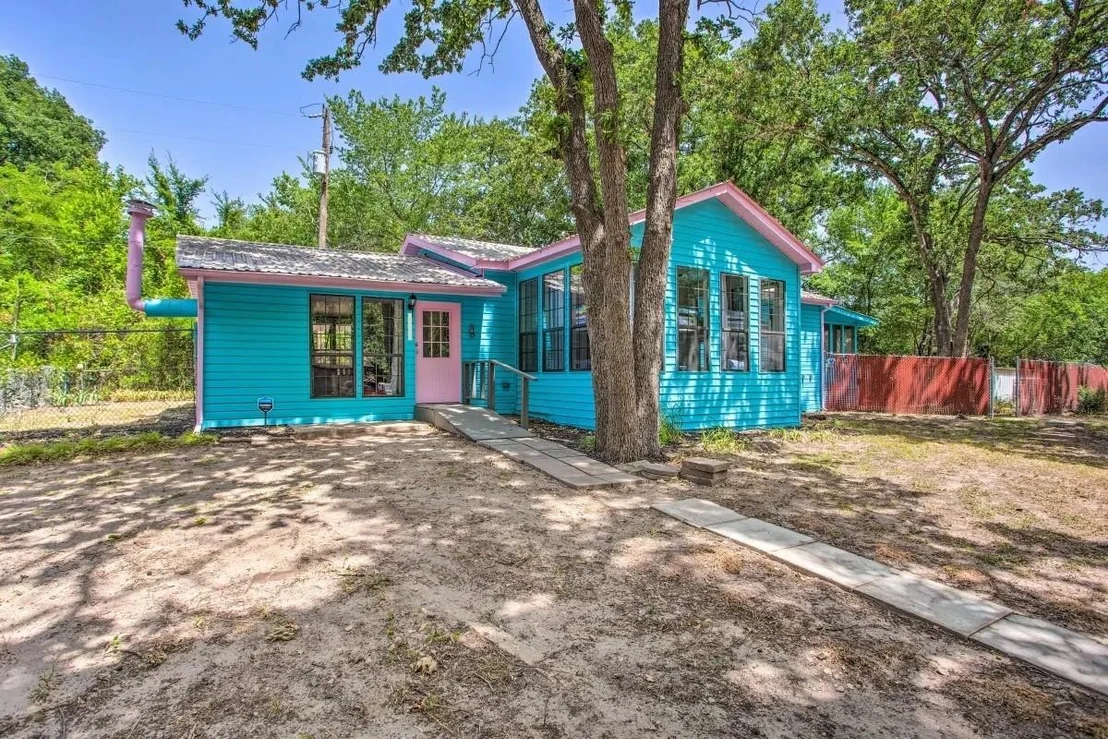 Photo of 9899 Archer Lane