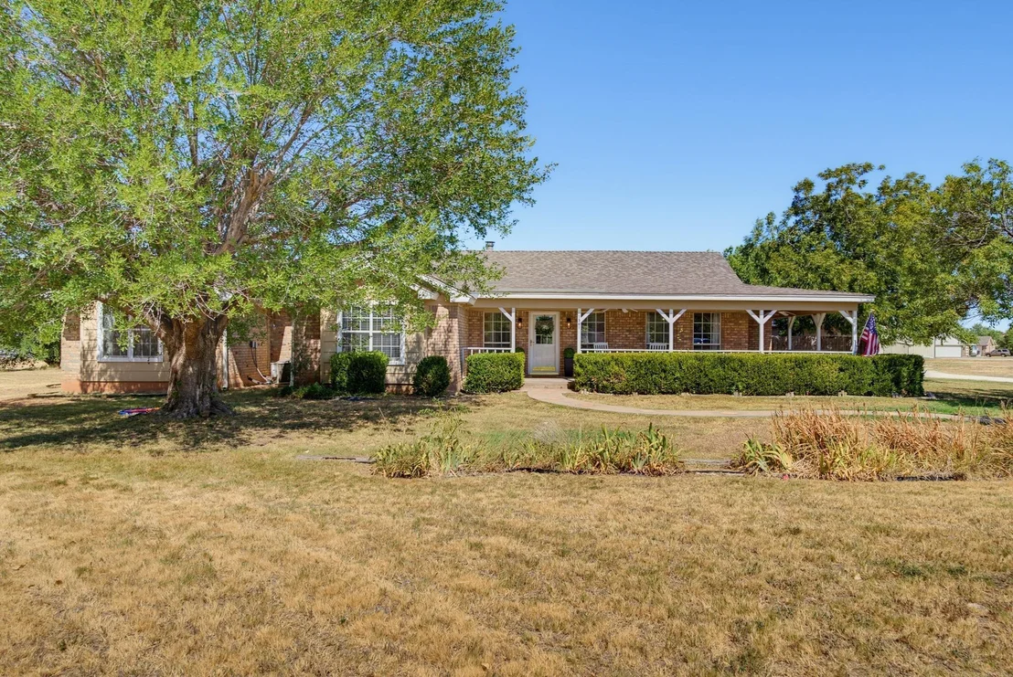 Photo of 1361 Larned Lane