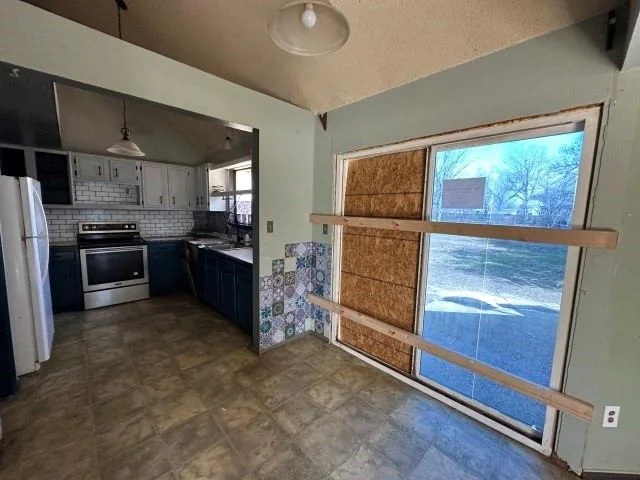 Photo of 548 Spring River Drive