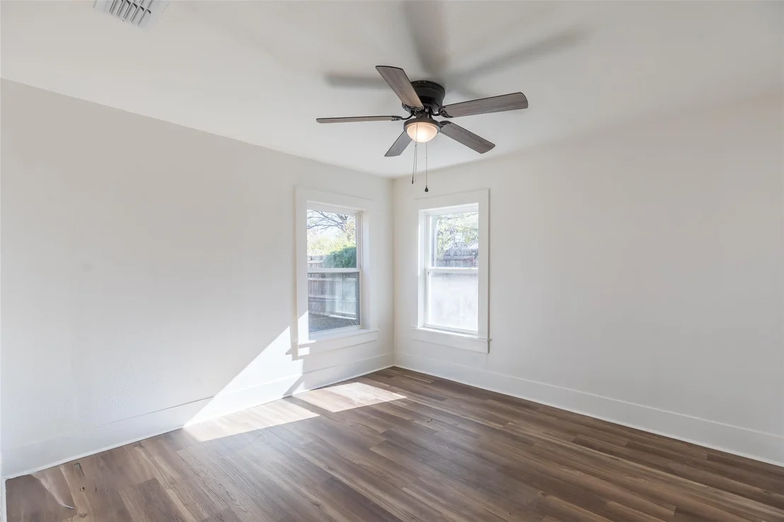 Photo of 1325 Highland Avenue