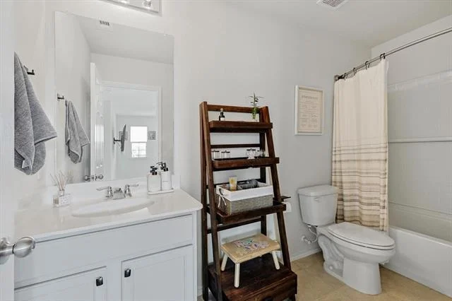 Photo of 1049 Castroville Drive