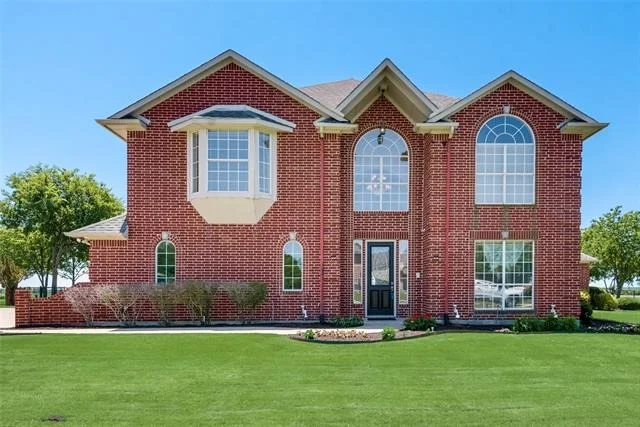 Photo of 912 Equestrian Drive
