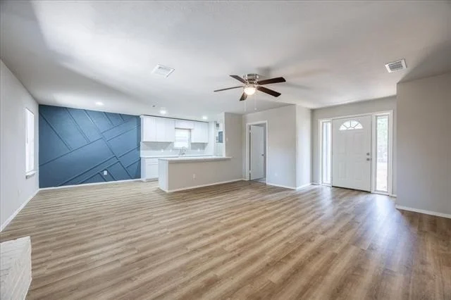 Photo of 301 Bellaire Drive