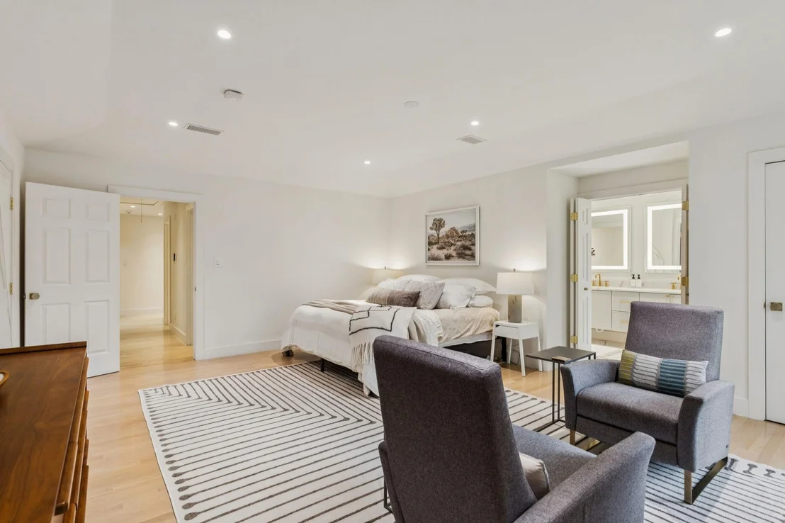 Photo of 98 W Shore Place