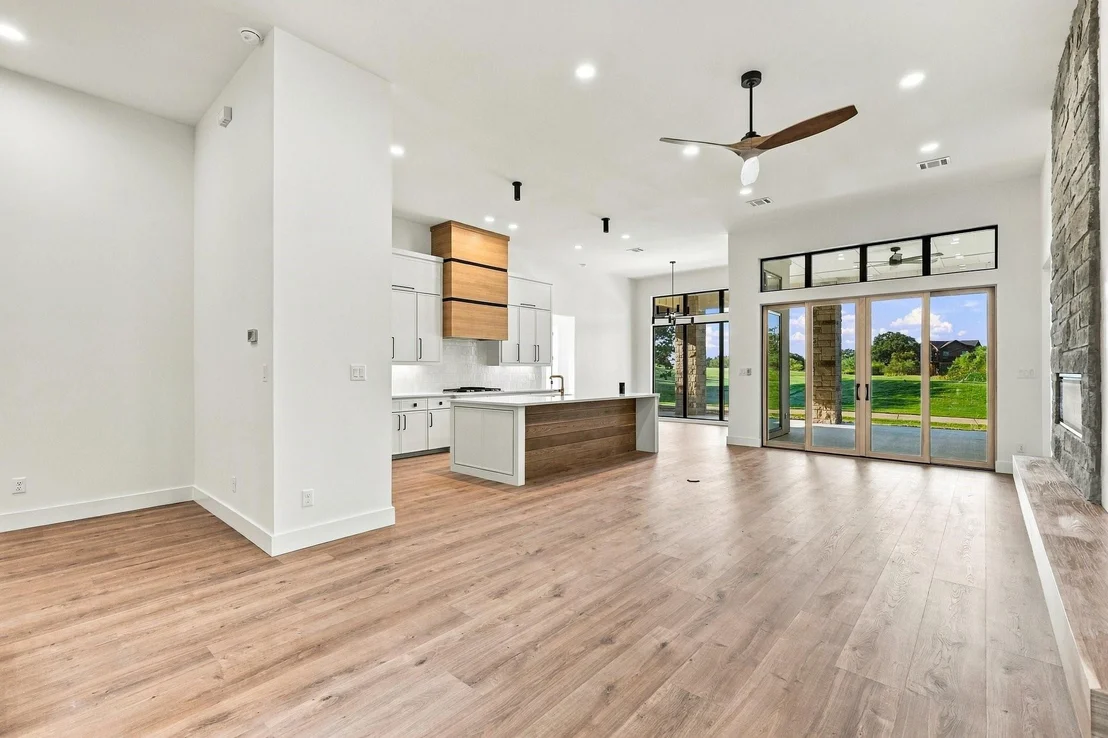 Photo of 125 Oyster Bay