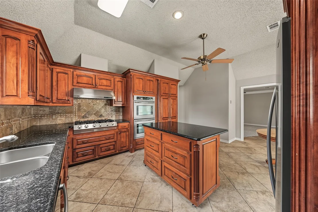 Photo of 1500 Arrowhead Drive