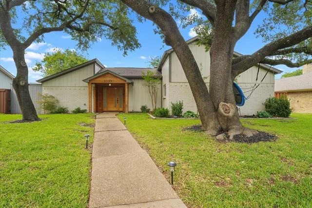 Photo of 2109 Parkhaven Drive