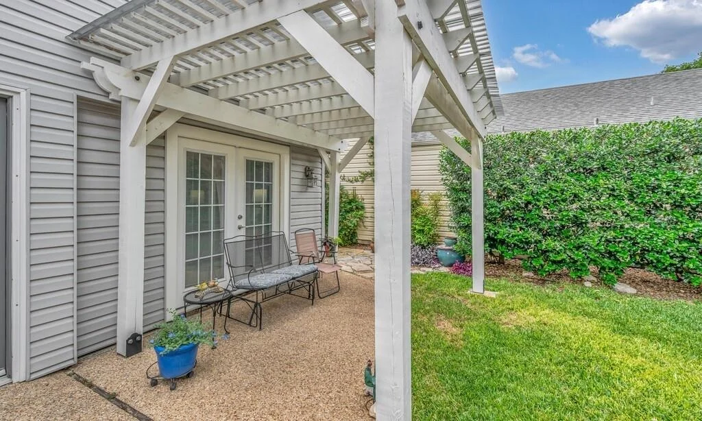 Photo of 3818 Westchester Drive