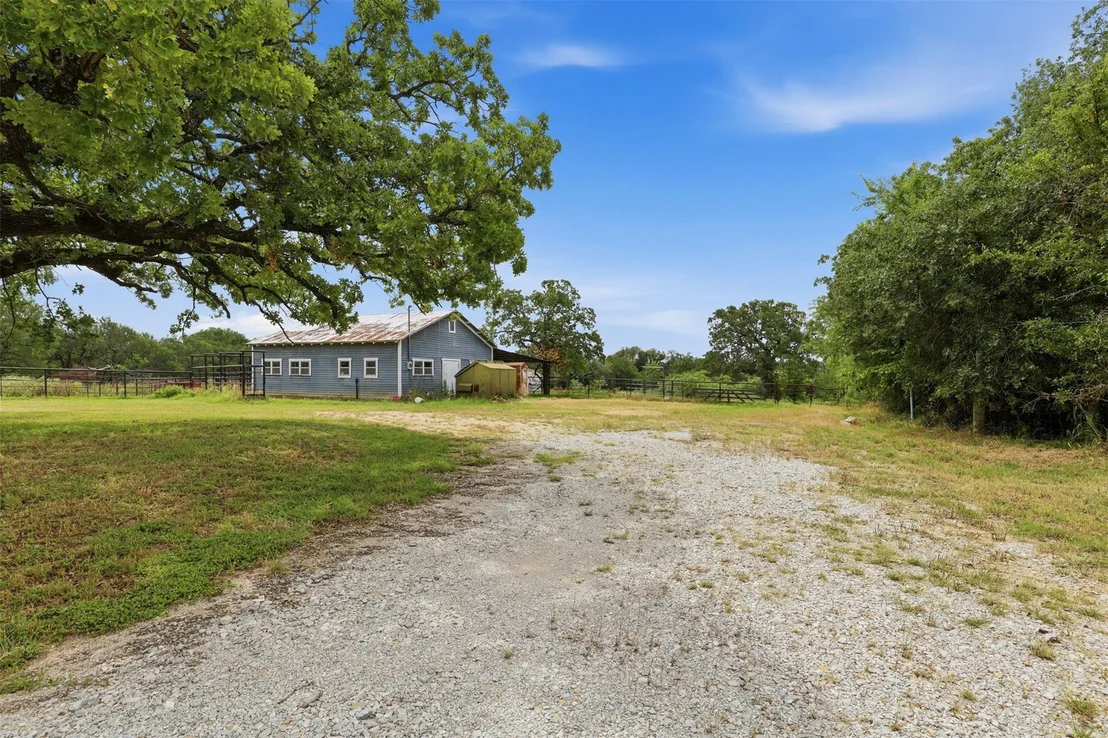 Photo of 820 Goshen Road