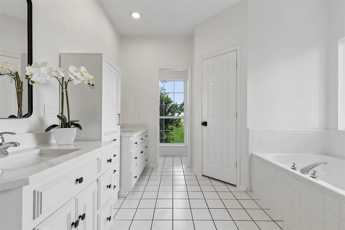 Photo of 4120 Rigsby Lane
