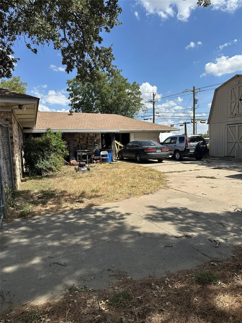Photo of 1700 Northcrest Drive