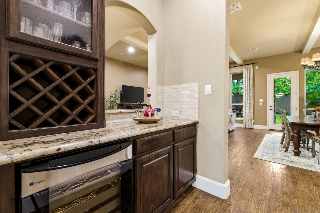 Photo of 3989 Benchmark Lane