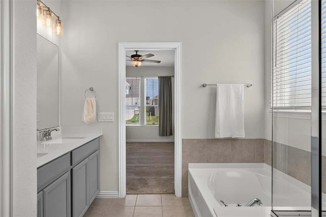 Photo of 8715 Royal Star Road