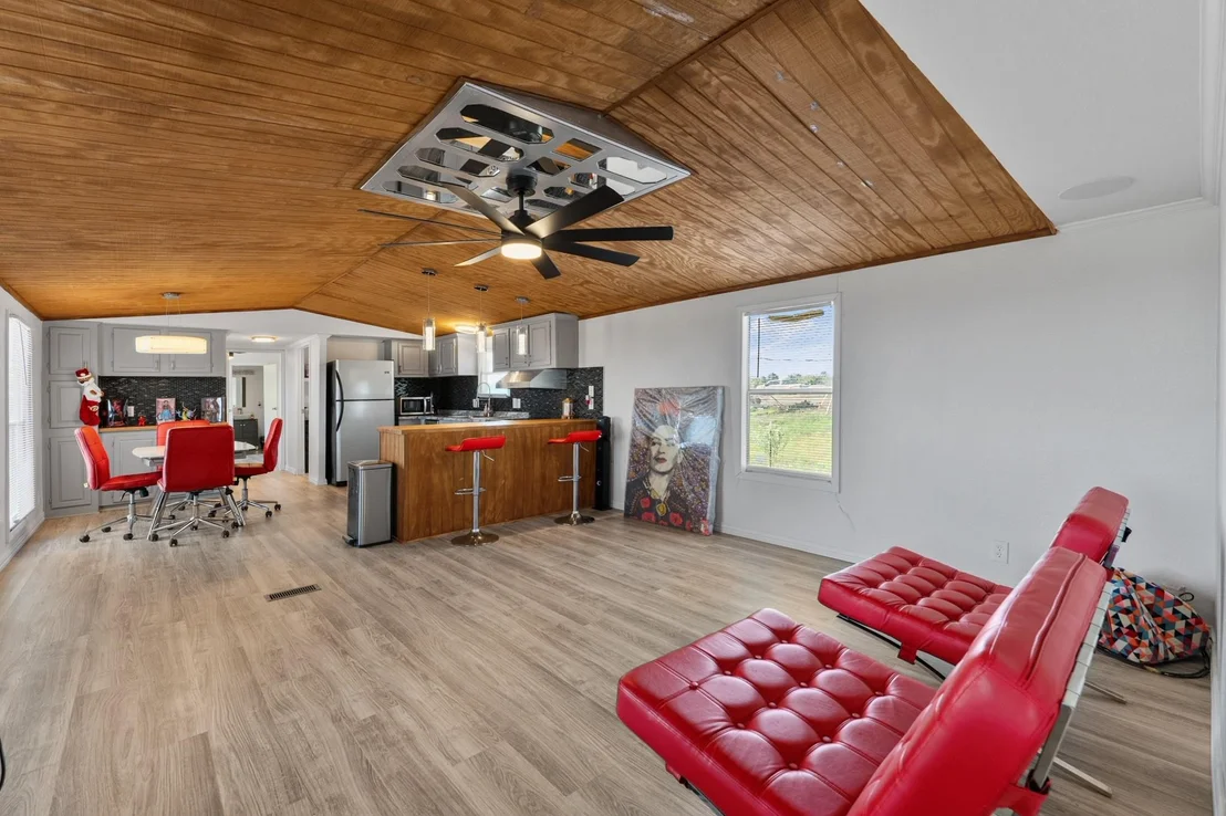 Photo of 5634 County Road 1094