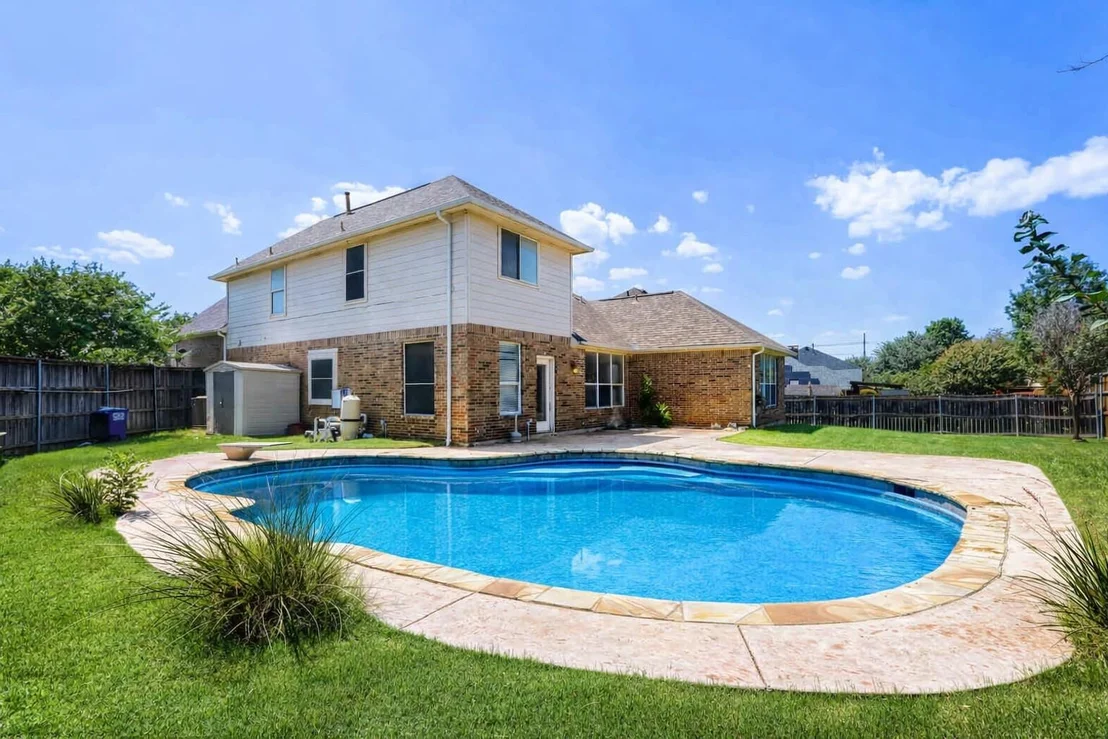 Photo of 2066 Fair Oaks Circle